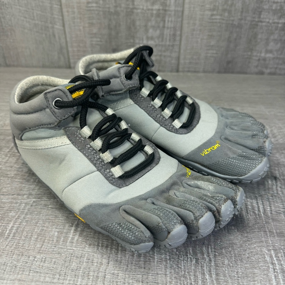 Vibram FiveFingers Trek Ascent Insulated Sz 7-7.5 M EU 37 Women's Shoes 18W5301